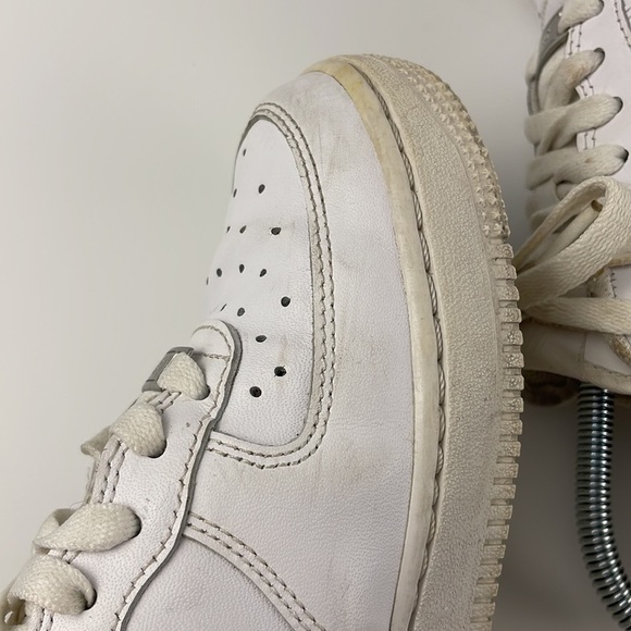 Nike | Air Force 1 '07 Low Top Perforated White Platform Sneaker Sz 7 dd8959-100 - Picture 11 of 15